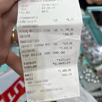 Ayakkabı Dünyası Fişi Olan Kusurlu Ürünün İadesi Yapılmadı.