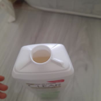 Aldığım Clear Şampuan Yarısı Boş