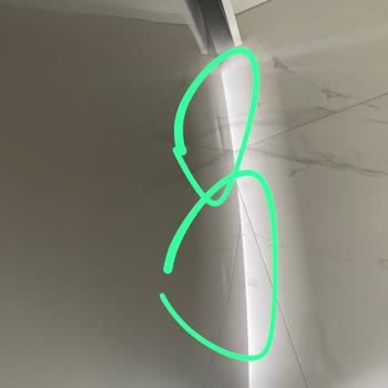 Sıfır Samsung Buzdolabı Göçük