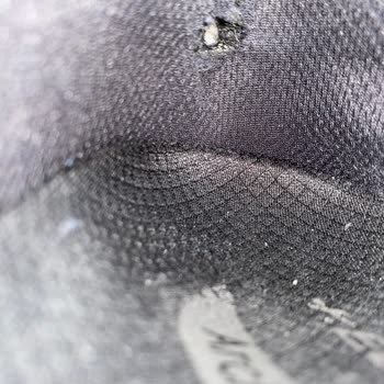 Skechers Ayakkabı 1 Ayda Yırtıldı İade Edilmiyor