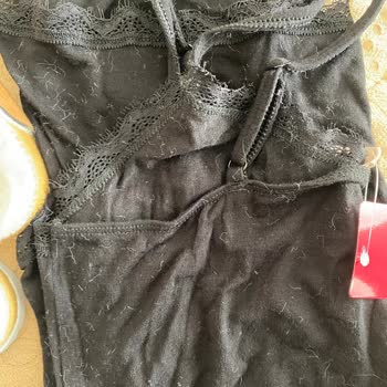 Penti Markasının Özensiz Kargo Yapması