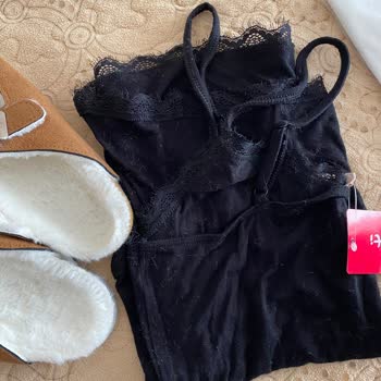 Penti Markasının Özensiz Kargo Yapması