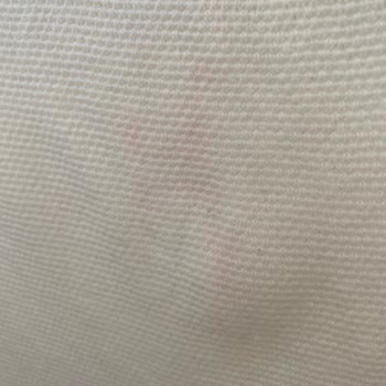 Zara Tişörtün Üstündeki Lekeler