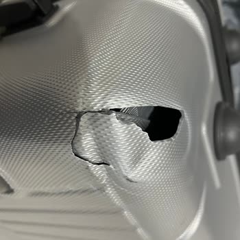 THY Valizimi 3 Yerinden Kırıp Yenisini Temin Etmiyor.