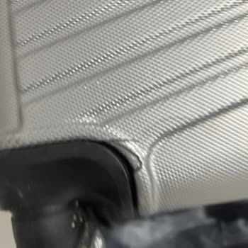 THY Valizimi 3 Yerinden Kırıp Yenisini Temin Etmiyor.