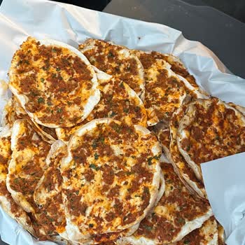 Köse Unlu Mamülleri (Mersin) İçi Boş Lahmacun Fahiş Fiyat