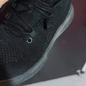 Slazenger Shoes Degrade in 3 Hours Sitting Down