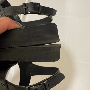 Marjin Ayakkabı Sandalet Taban Farklılığı