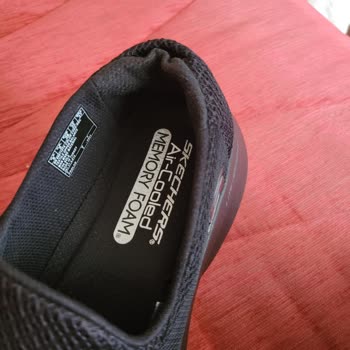 Hepsiburada'dan Alınan Skechers Marka Ayakkabı