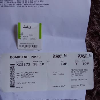 Corendon Airlines Valiz Hasar Ve İletişim Problemi