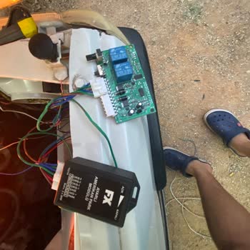 Follow Me Eng Aksesuar Sattıklarının Arkasında Durmuyor