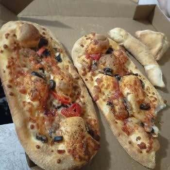 Domino's Pizza Değil Domino's Hamur