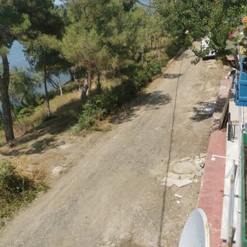 Silivri Belediyesi Bozuk Ve Tehlikeli Yollar