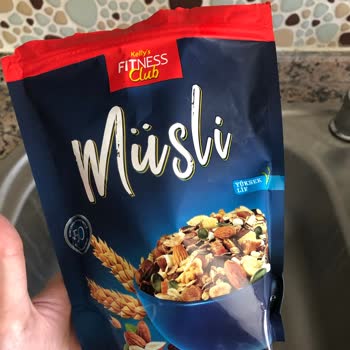 Funny Gıda Paketin İçinde Kurtlanma Kelebeklenme