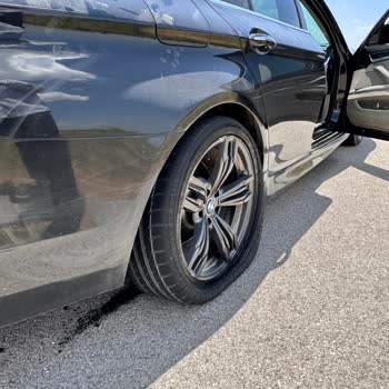 Lasmax Triangle Tyre Sıfır Lastiğim Düz Yolda Yarıldı