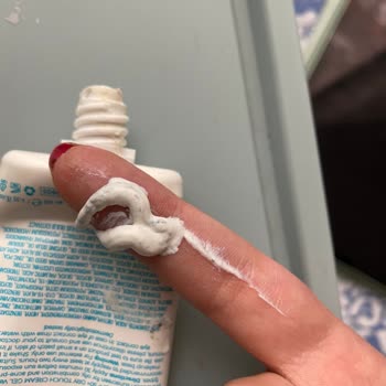 Cosmed Güneş Kremi Bozuk Çıktı
