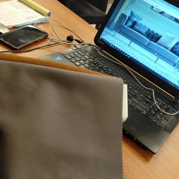 Bellona Koltuk Kumaşı Lekeli Gibi