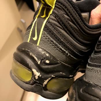 Barçın Spor'dan Aldığım Ayakkabı Problemli Ama İade Almıyorlar