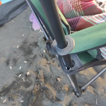 Ege Ev Ürünleri Sandalye İlk Günden Yırtıldı