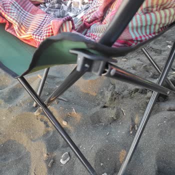 Ege Ev Ürünleri Sandalye İlk Günden Yırtıldı