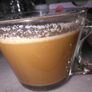 Bozuk Kahve (tarihi Geçmediği Halde) İlgisiz Nescafe