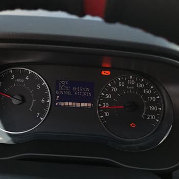Dacia Egzoz Emisyonu Kontrol Ettirin Arızası