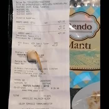 A101 Bendo Mantı Ve İçine Karışmış İp, Saman Benzeri Cisim