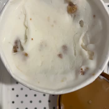 Tire Süt Dondurmadan Kıl Çıktı