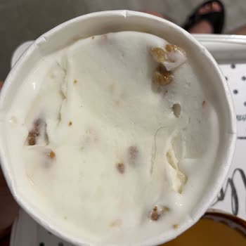 Tire Süt Dondurmadan Kıl Çıktı