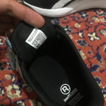 Reebok Ayağıma Dar Oluyor