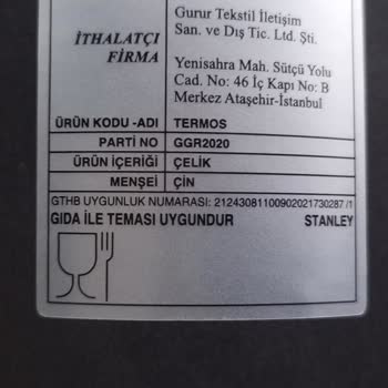 Stanley Termos Sıcak İçecekleri Soğutuyor