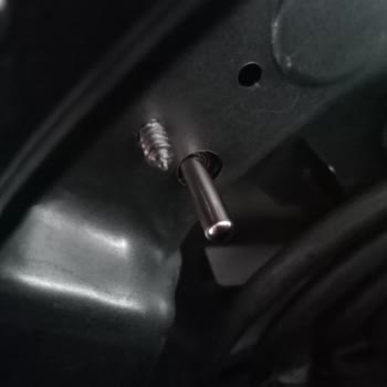 Kiwi Home Airfryer İçindeki Sivri Uçlu Vidalar!