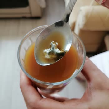 Dimes Meyve Suyu İçinden Çıkan