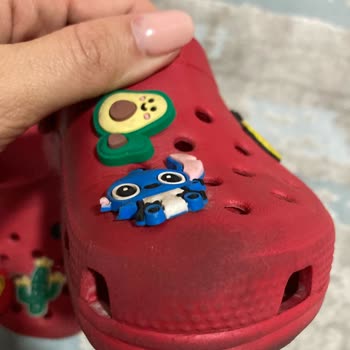 Crocs Terlik & Ayakkabı Crocs Ayakkabılarının Kalitesi Hakkında Şikayet