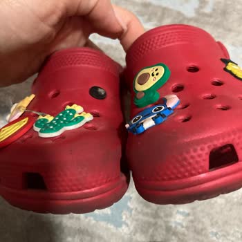 Crocs Terlik & Ayakkabı Crocs Ayakkabılarının Kalitesi Hakkında Şikayet