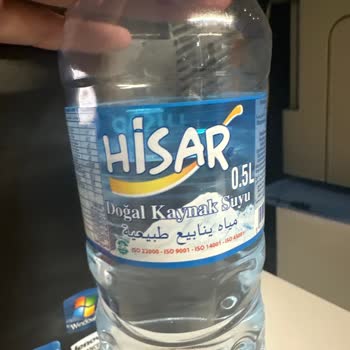Hisar Su 0.5'lik Pet Şişedeki Arapça Yazı