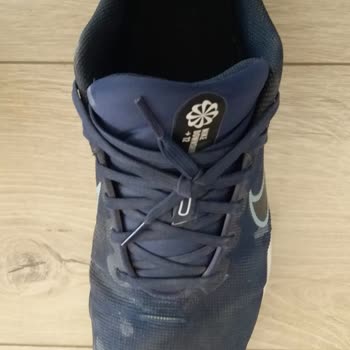 Intersport 4 Aylık Orijinal Ayakkabısının Yırtılıp Açılıp Sökülmesi