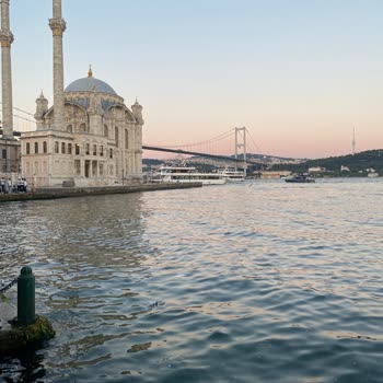 iPhone Kamerada Leke Var