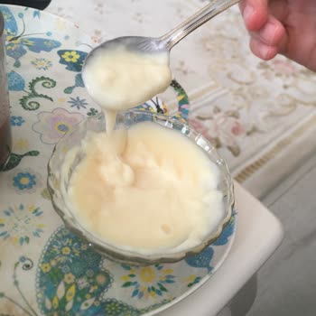 Şok Piyale Çilekli Puding