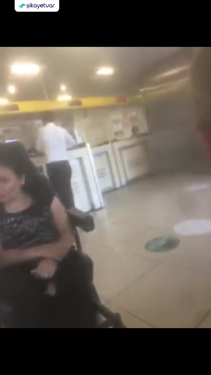 PTT Bank O Kadar Kabin Var Bir Çalışan Dışında Yoklar Koskoca Şehirde! videonun kapak resmi