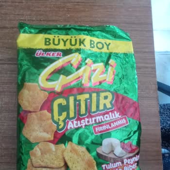 Ülker Çizi Atıştırmalık Paketinden İp Çıktı