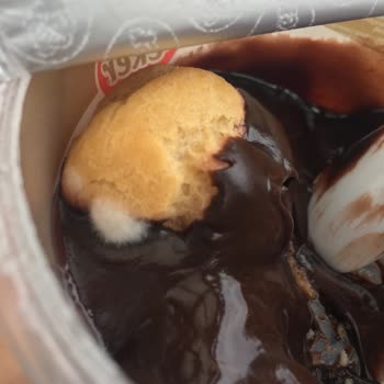 Eker Profiterol Küflü Çıktı