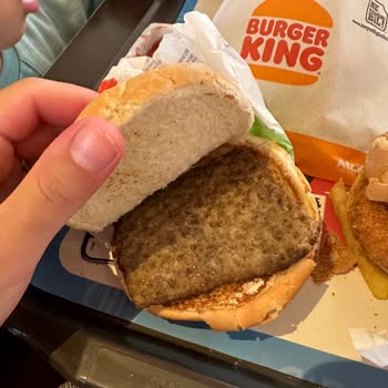 Burger King Kuru Ekmek Yedik