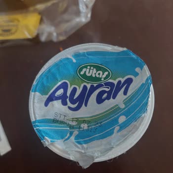 Sütaş Son Kullanma Tarihi Geçmemiş Ayran Küflü Çıktı