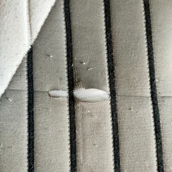 Armis Yatak Üründe Yırtık Var