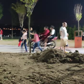 Beykoz Belediyesi Parka Giren Motorlular