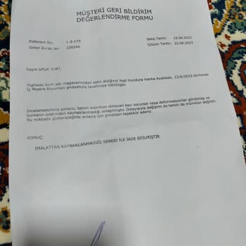 Yeşil Kundura Ürün Hatalı, Boyası Çıkıyor