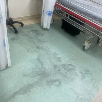 Anadolu Hastanesi (Antalya) Hasta Hizmetleri Ve Çalışanların Tutumu Çok Kötü