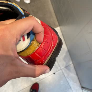 Sneaks Up Sneak UP'ın Ayakkabı İadesinde Çıkardığı Zorluk Ve Yanlışları.