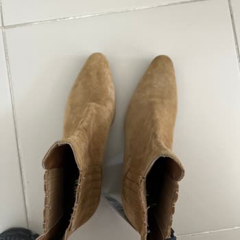 Neva Outlet Ayakkabı Çifti Değişik